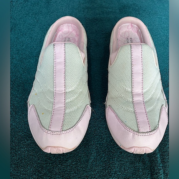 EASY SPIRIT “Move For Pink” Limited Edition White-Pink Travel Time Clogs, 8.5M - Picture 11 of 15